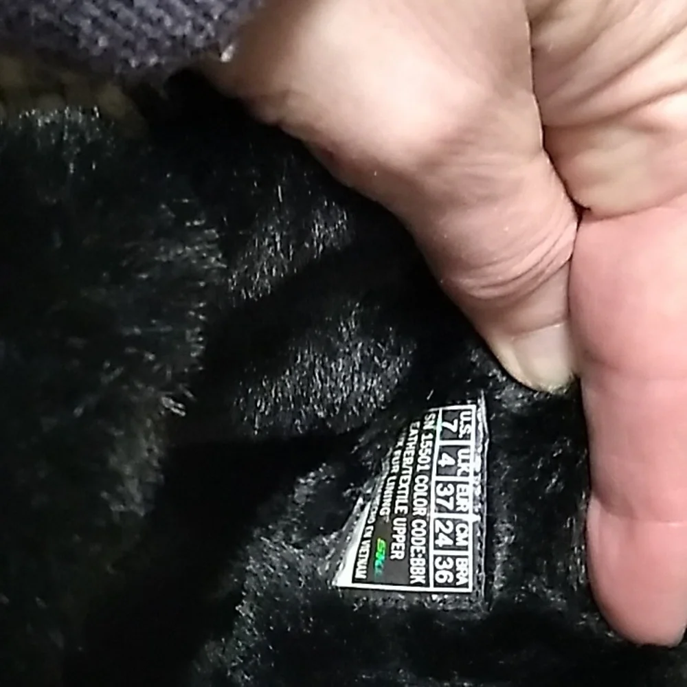 Women's Skechers Black Gen5 Fur-Lined Boots size 7 - Picture 8 of 10